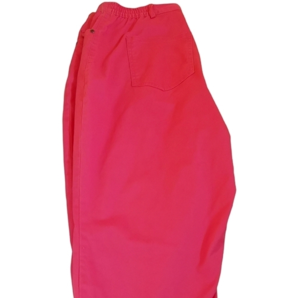 Pink Cotton Capri pants - Picture 9 of 10